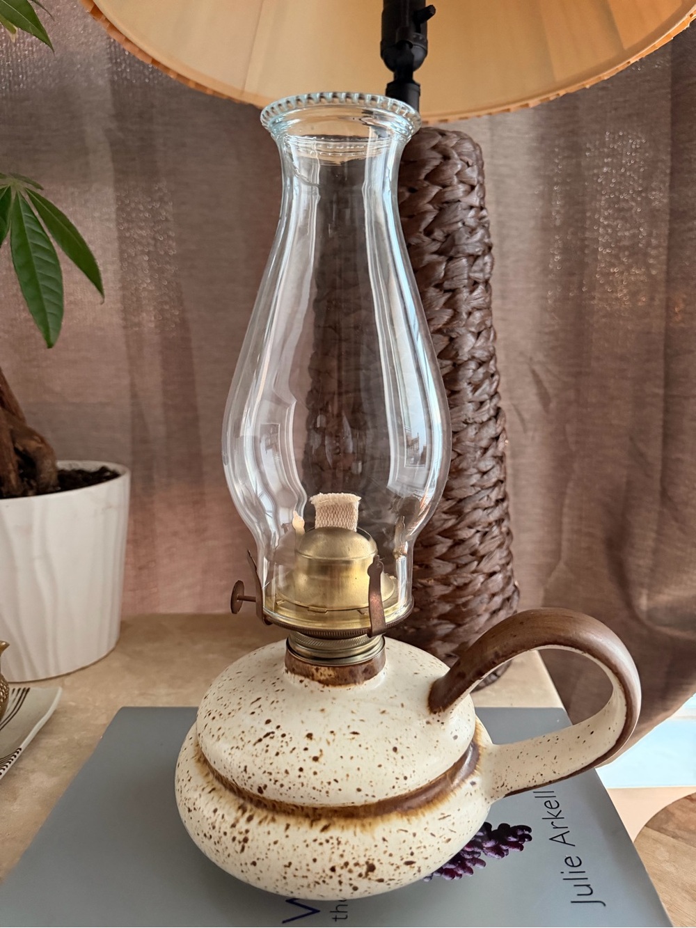 Rogers Pottery Oil Lantern Lamp - Cream Speckled
